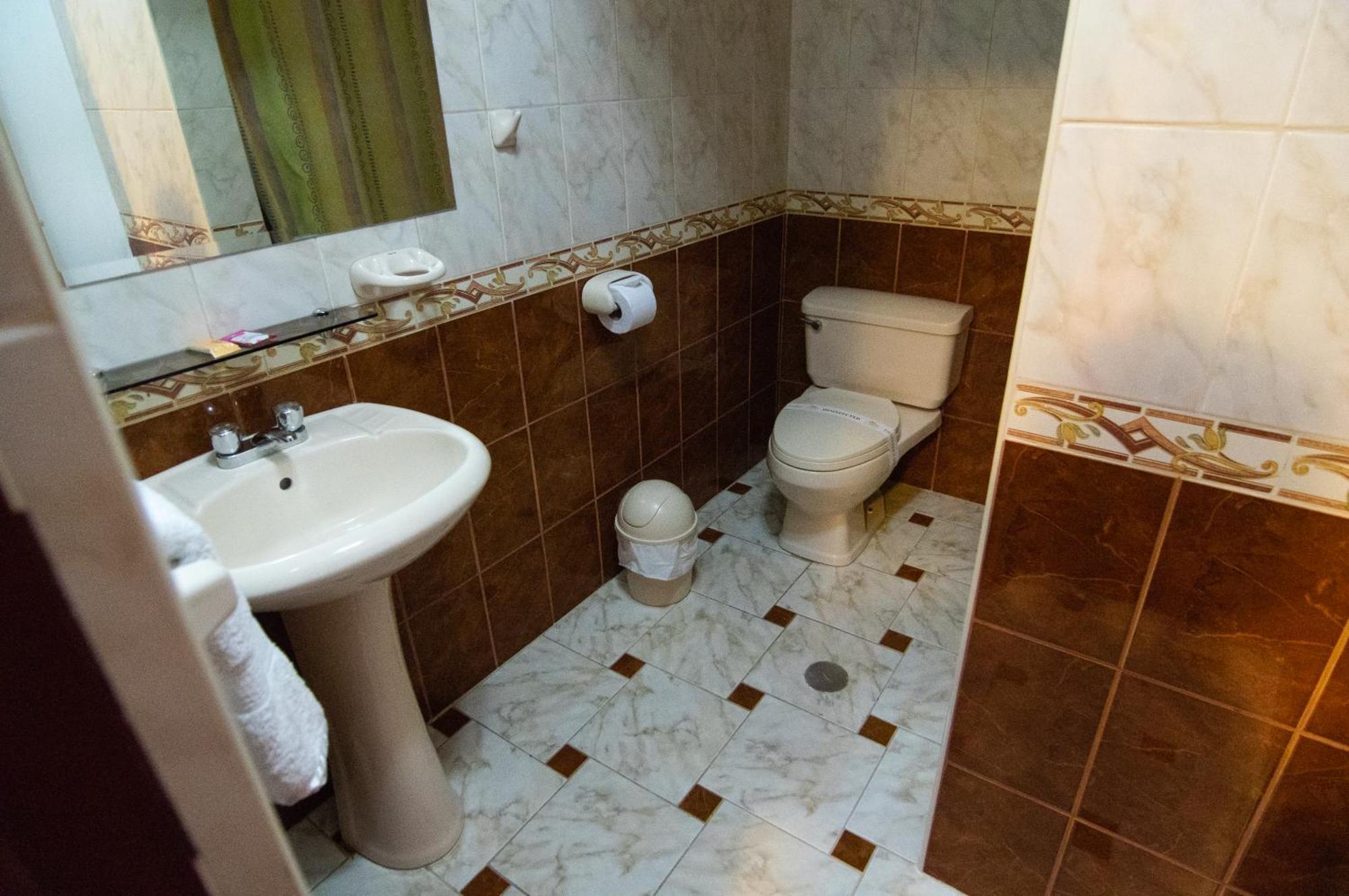 Hotel Sierra Dorada Ayacucho Exteriör bild